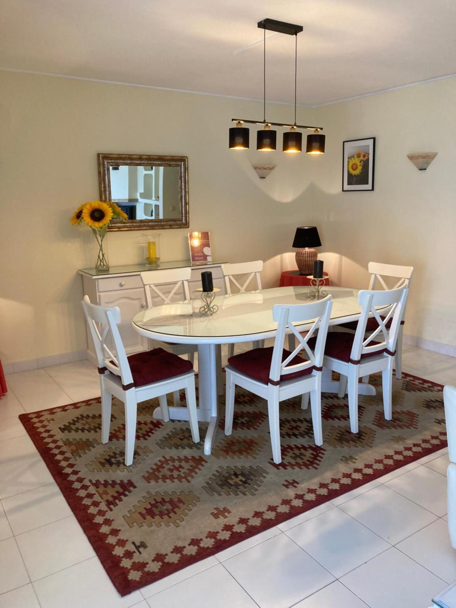 Lecomer Apartment